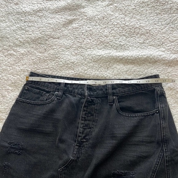 We the Free Women’s Size 31 Black Wash Distressed A Line Denim Frayed Mini Skirt - Picture 7 of 11